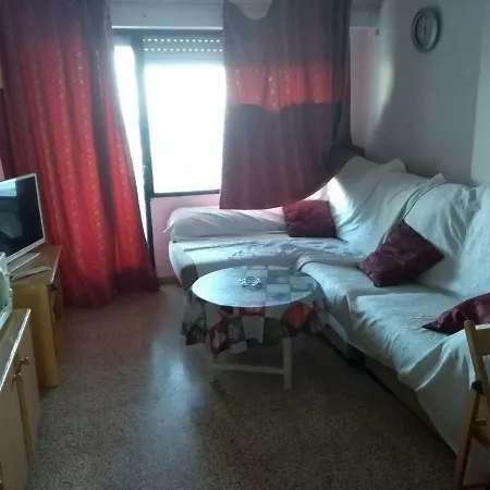 Primera Linea De Playa, 3 Habitaciones, Terraza Sobre El Mar, 4º Sin Ascensor * Motril