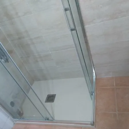 Primera Linea De Playa, 3 Habitaciones, Terraza Sobre El Mar, 4º Sin Ascensor Motril